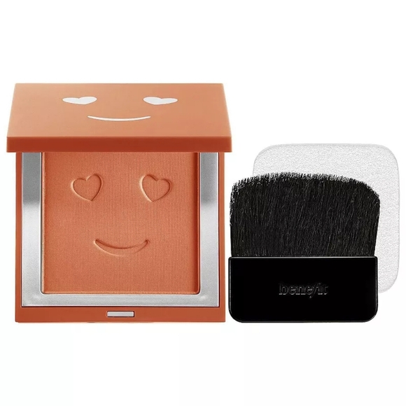 Benefit | Hello Happy | Velvet Powder Foundation | Shade 10 - Picture 1 of 2